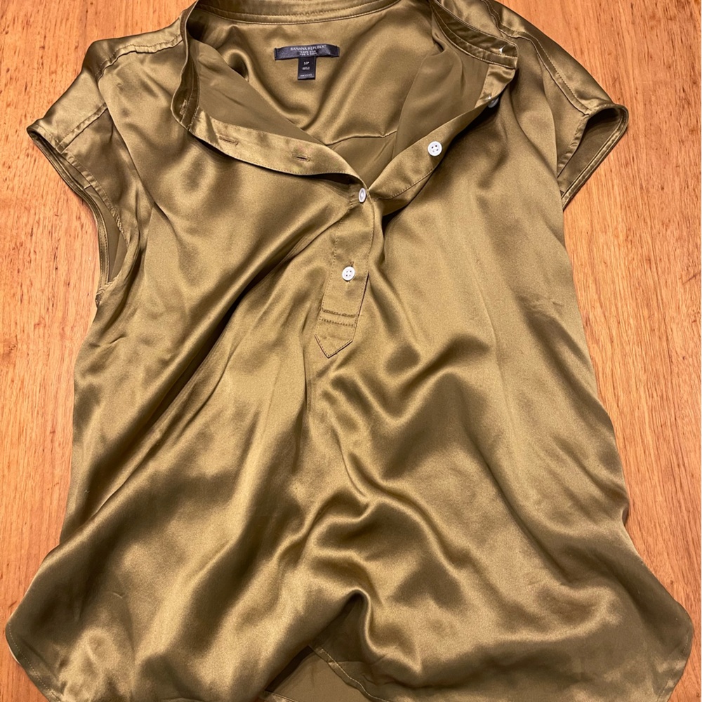 Banana Republic Olive Green Serenade Silk Dolman Tunic
